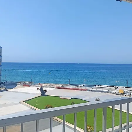Pilons, Primera Linea De Mar *